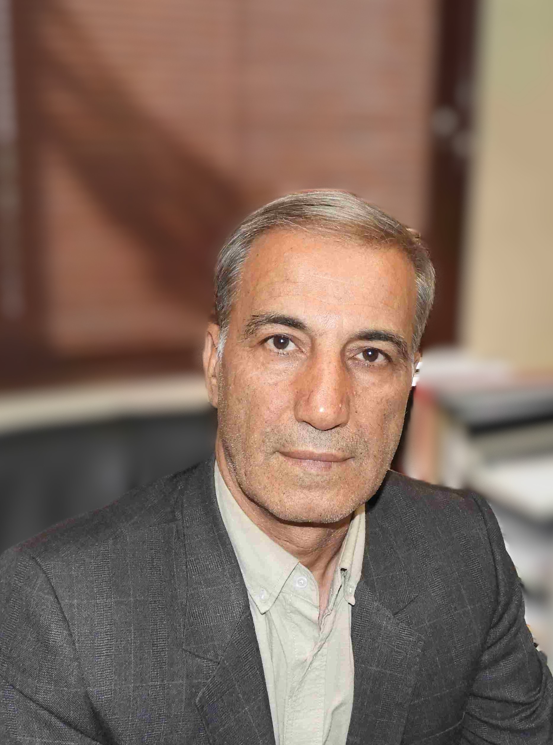 تصویر مدیر واحد بازرگانی