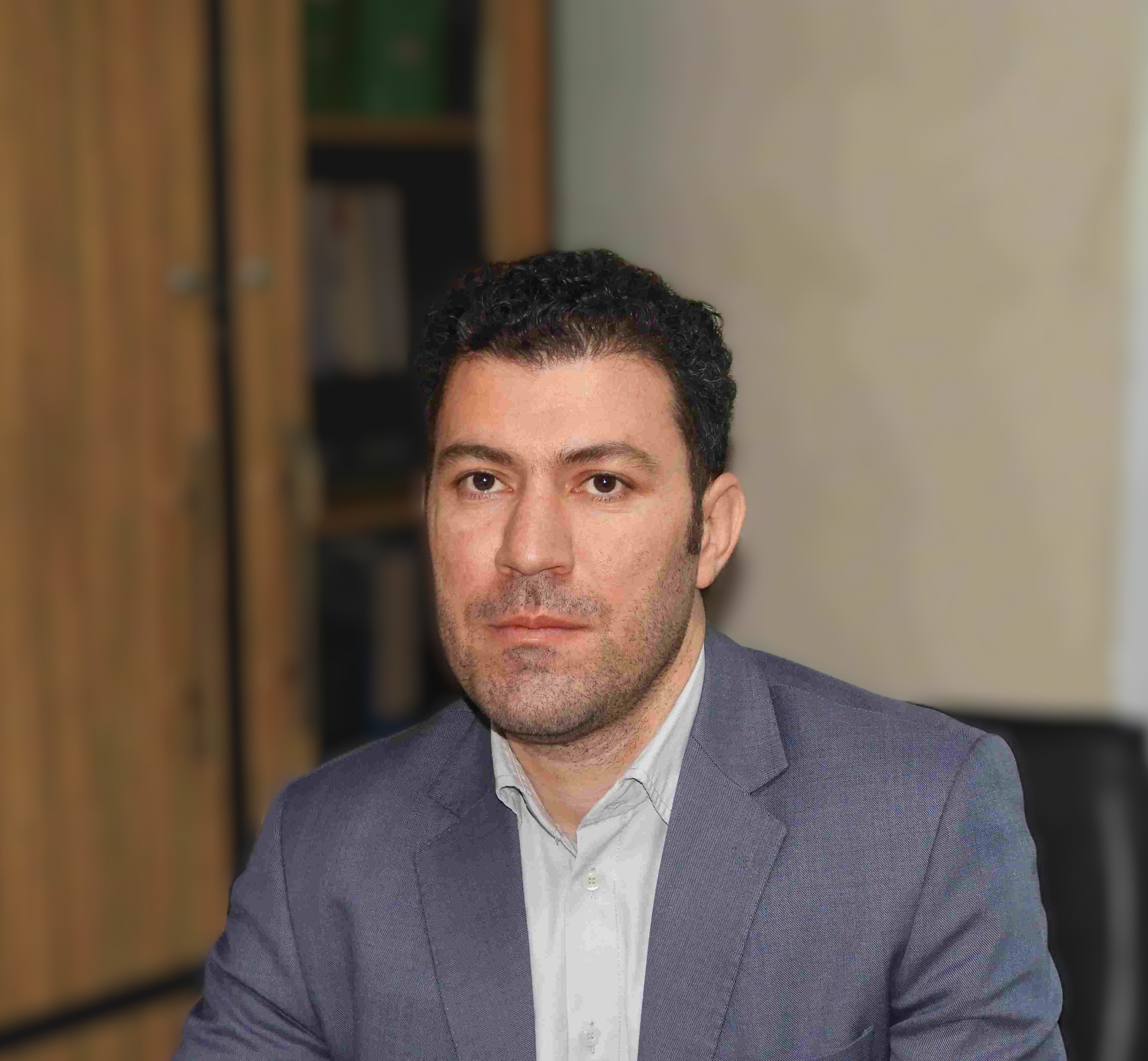 تصویر سرپرست واحد مالی